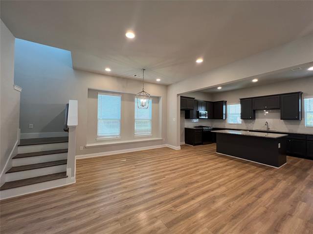 Building Photo - 6681 Lake Overlook Dr