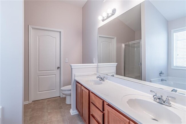 Building Photo - 2849 Suttonwood Way NE