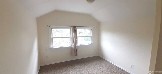 Building Photo - 4Bd/1.5Ba Seattle House