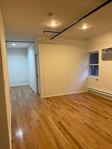 Building Photo - 250 3rd Ave