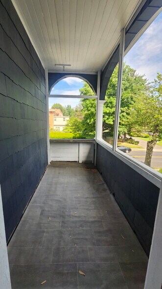 Building Photo - 177 Sisson Ave