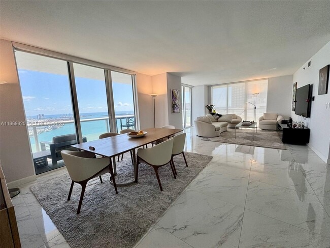 Building Photo - 50 Biscayne Blvd