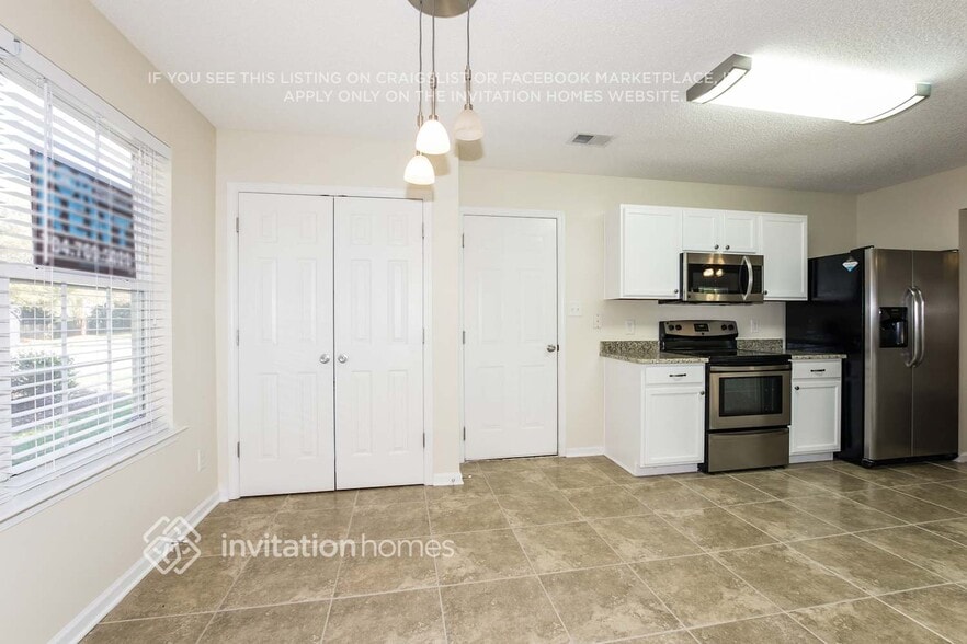 Building Photo - 10300 Haddington Dr