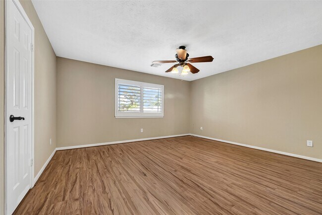 Building Photo - 19810 Bambiwoods Ct