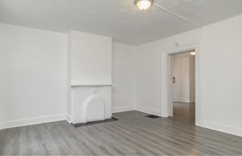 Building Photo - 500 W Wyoming Ave