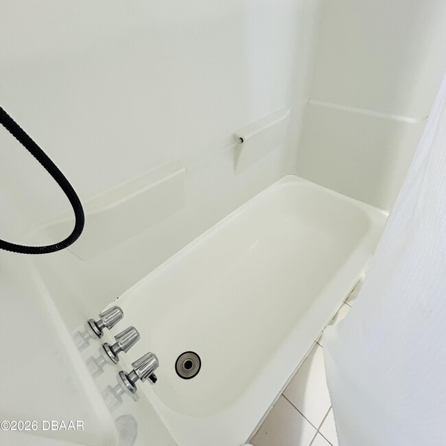 Building Photo - 36 Cypress Cir