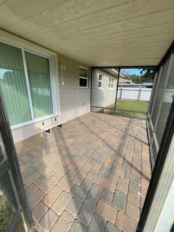 Building Photo - 109 N Galena Ave