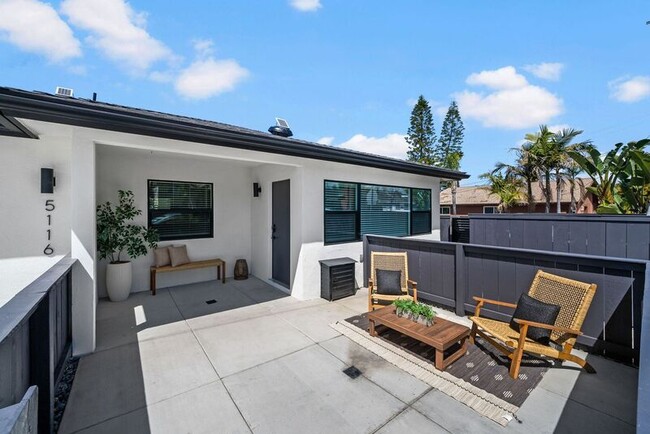 Primary Photo - 5106-5116 69th St