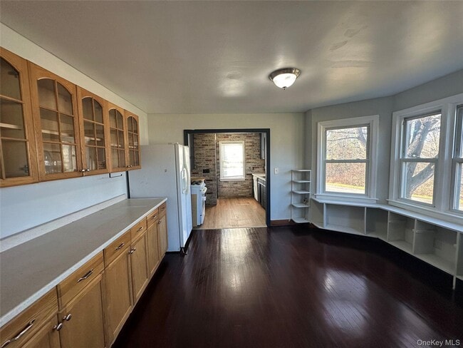 Building Photo - 496 Bloomingburg Rd