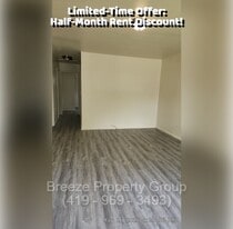 Building Photo - 2074 Price St