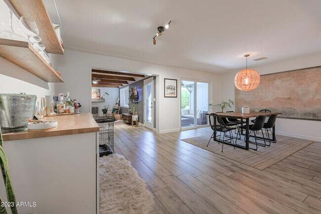 Building Photo - BEAUTIFUL Scottsdale Home