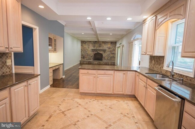 Building Photo - 5482 Royal Mile Blvd