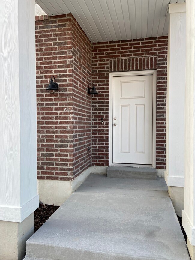 Building Photo - 4209 W Rail Trail Ln