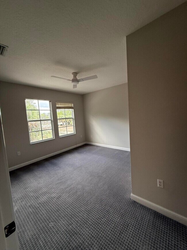 Building Photo - 233 Evergrene Pkwy