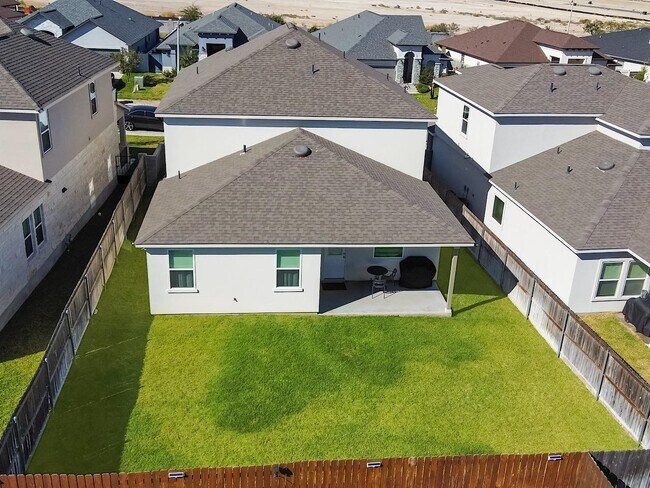 Building Photo - 1603 Ocaso Dr