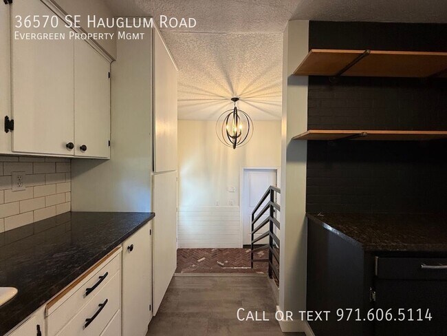 Building Photo - 36570 SE Hauglum Rd