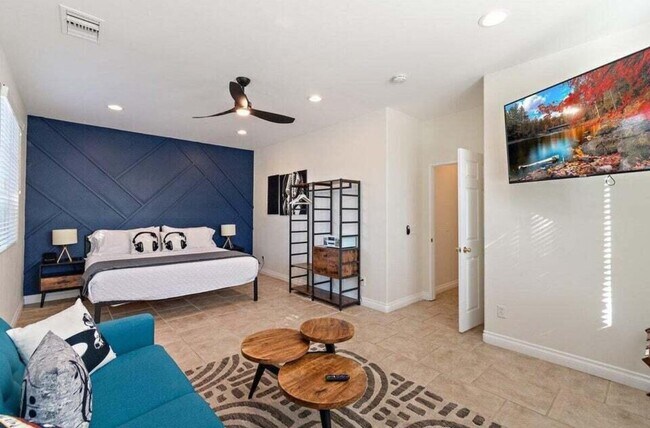 Building Photo - 80746 Diamondback Trail