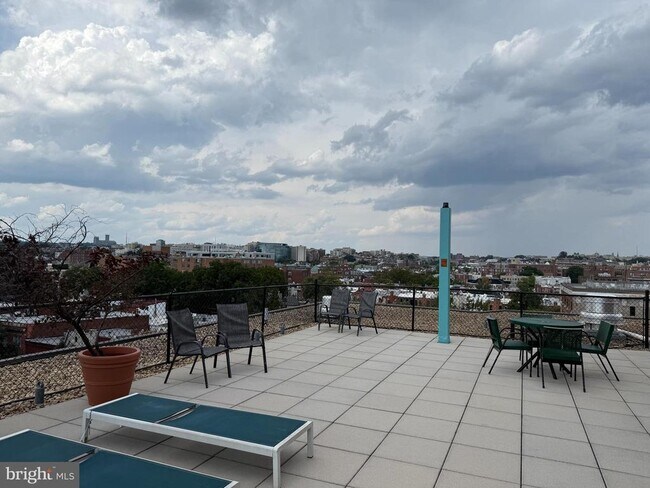 Building Photo - 1718 P St NW