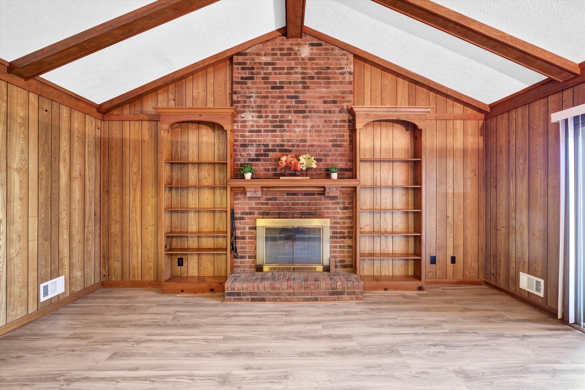 Building Photo - 10312 Going Ct