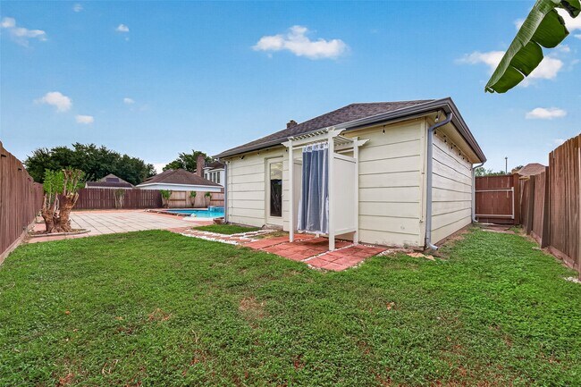 Building Photo - 14414 Ardwell Dr