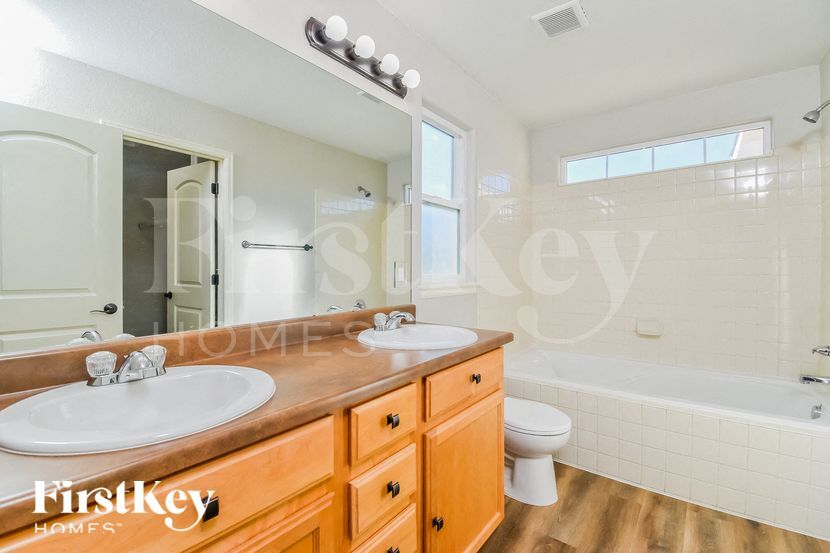 Building Photo - 6268 Marilee Wy