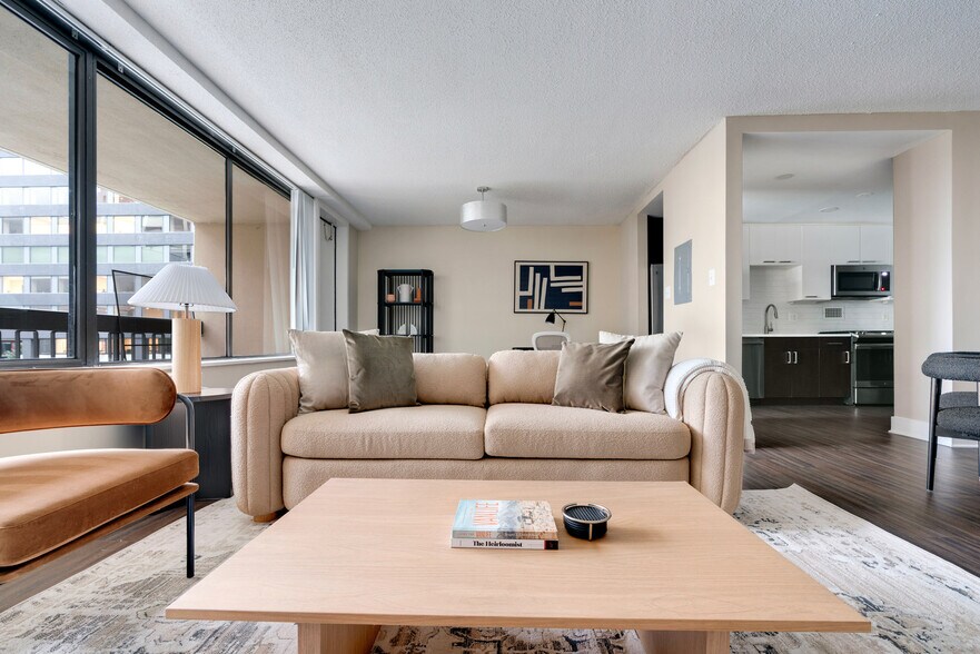 Building Photo - 1515 Richmond Hwy