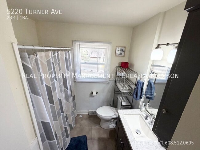 Building Photo - 5220 Turner Ave