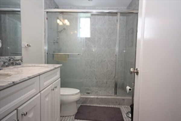 Building Photo - 20 Chapel St