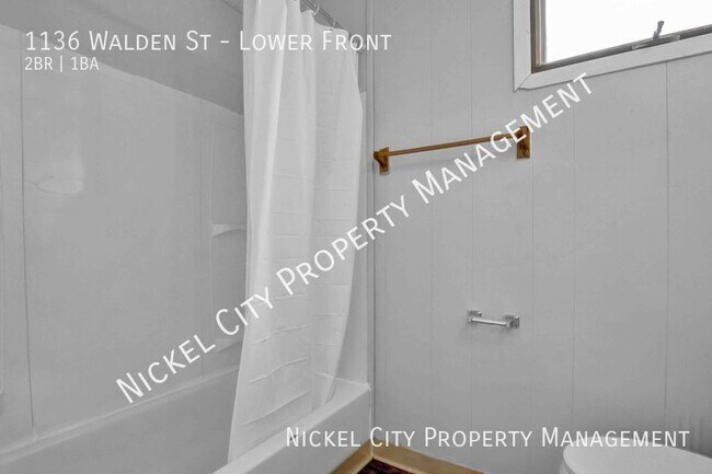 Building Photo - 1136 Walden Ave