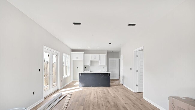 Primary Photo - *** MOVE IN SPECIAL *** 3 BED 2 BATH