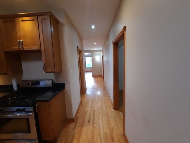 Building Photo - Nice Newly Renovated 2BD, 1BATH, 1St FL - ...