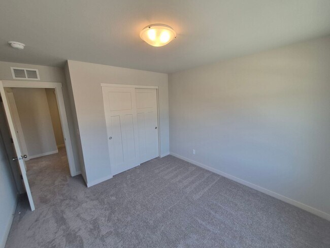 Building Photo - NEW - 4 BR/2.5 BA Plus office in Acadia Pointe
