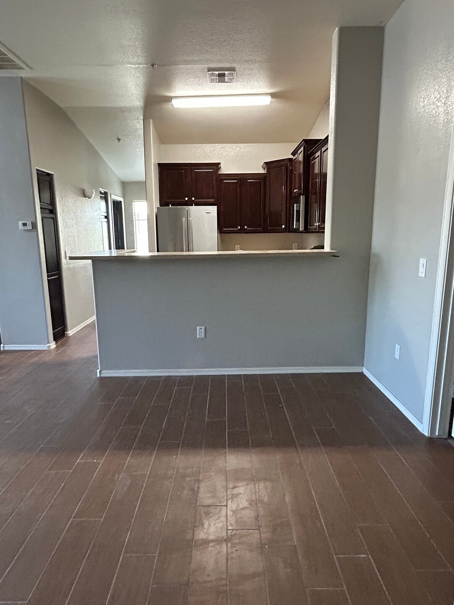 Building Photo - 356 N 169th Ave
