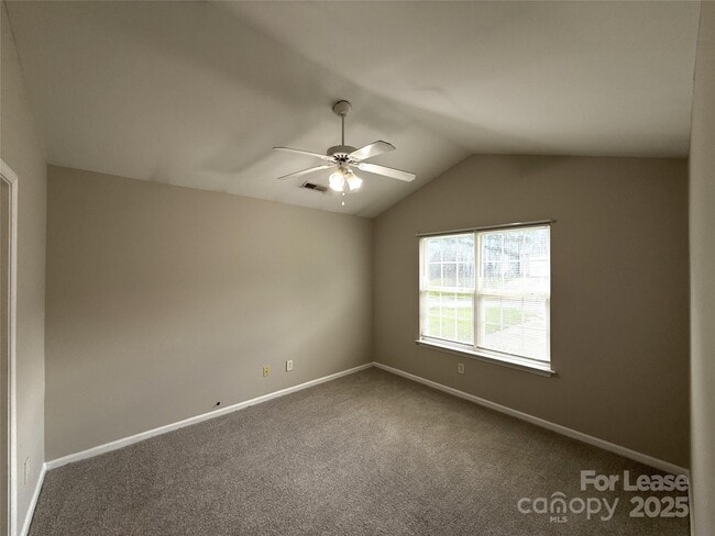 Building Photo - 5522 Stone Bluff Ct