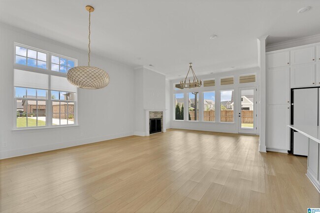 Building Photo - 1032 Clifton Rd
