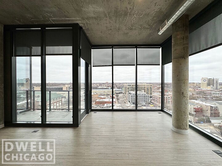 Building Photo - 4505 N Sheridan Rd
