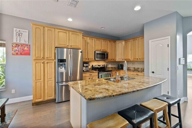 Building Photo - 9797 Portofino Dr