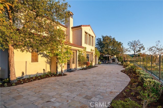 Building Photo - 23 Castlerock