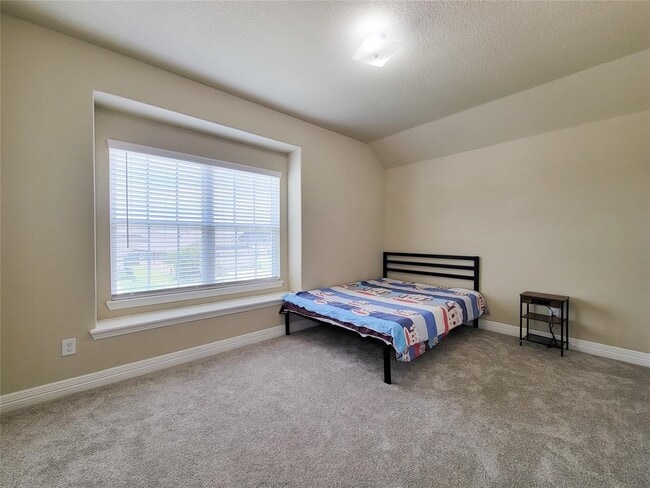 Building Photo - 3430 Hughes Mdw Wy