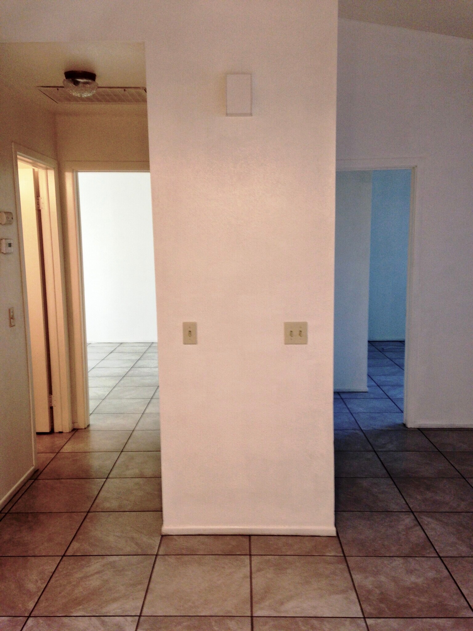 Building Photo - 8454 Almond Ave