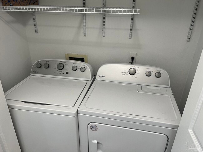 Building Photo - 7820 Mellow Days Dr