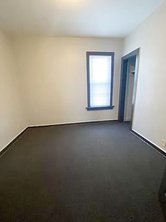 Building Photo - 2407 N Frederick Ave