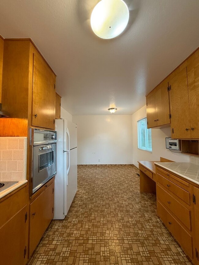 Building Photo - 87/89 Starr Way