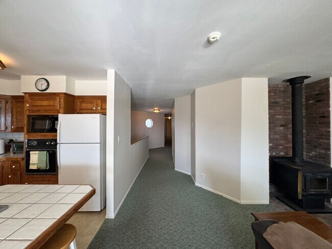 Building Photo - 2834