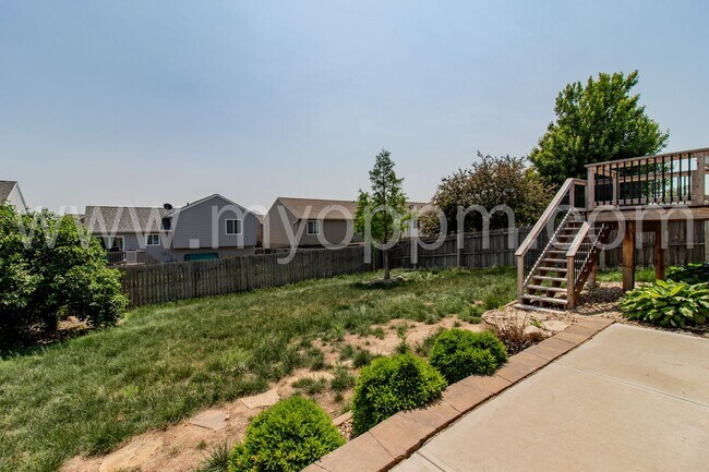 Building Photo - Stunning 3 Bedroom / 2 Bathroom Home | Mil...