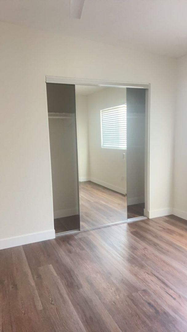 Building Photo - 1356 Bobolink Dr