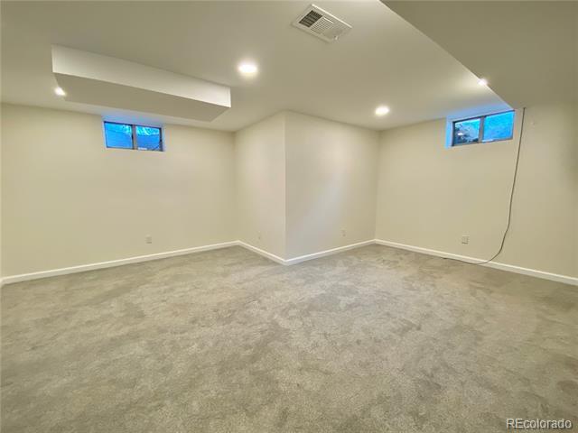 Building Photo - 3015 Pontiac St