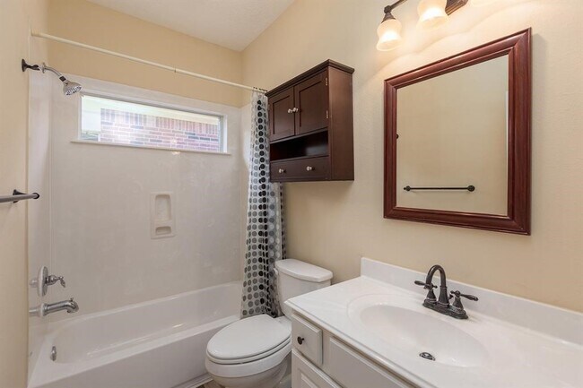 Building Photo - 27523 Rebecca Field Ln