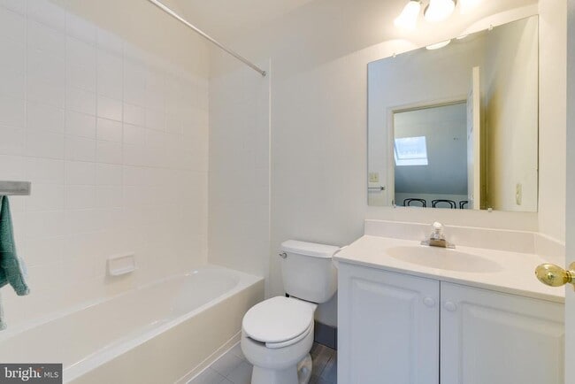 Building Photo - 1120 Brian's Way