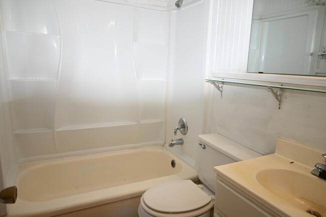 Building Photo - 3402 Grant St